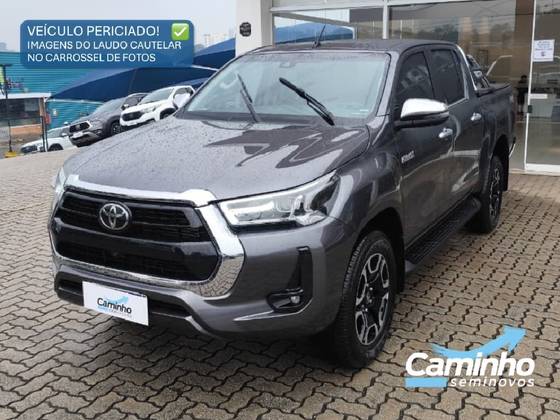 TOYOTA HILUX 2.8 D-4D TURBO DIESEL CD SRX 4X4 AUTOMÁTICO